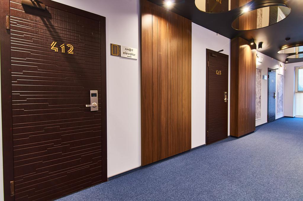Light Hotel Dnipro Exterior photo